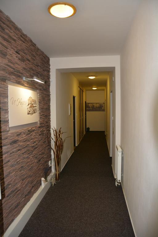 Restaurace A Penzion U Hasicu Klimkovice エクステリア 写真